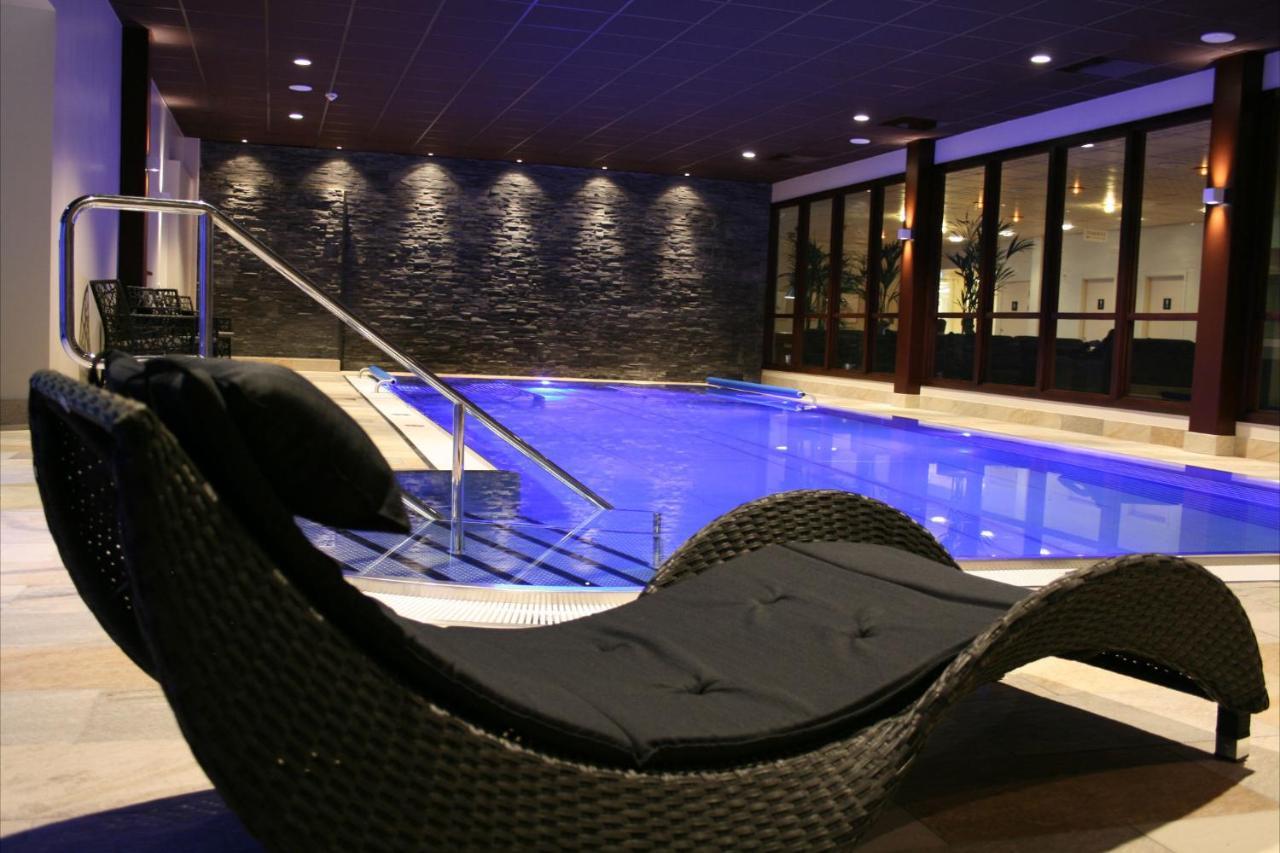 Aronsborgs Konferenshotel Balsta Exterior photo
